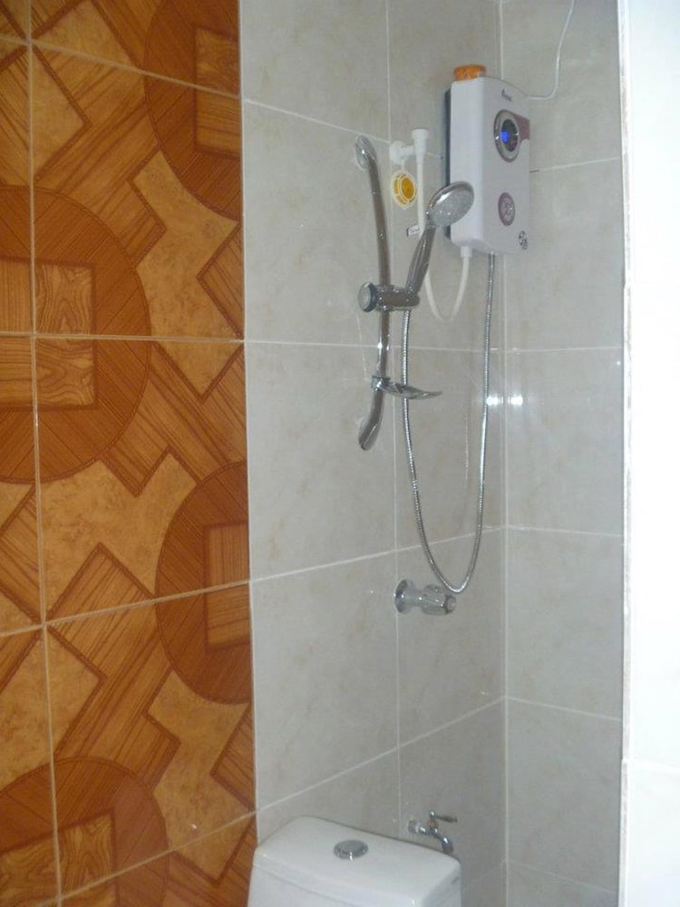 Фото D'Mariners Hotel