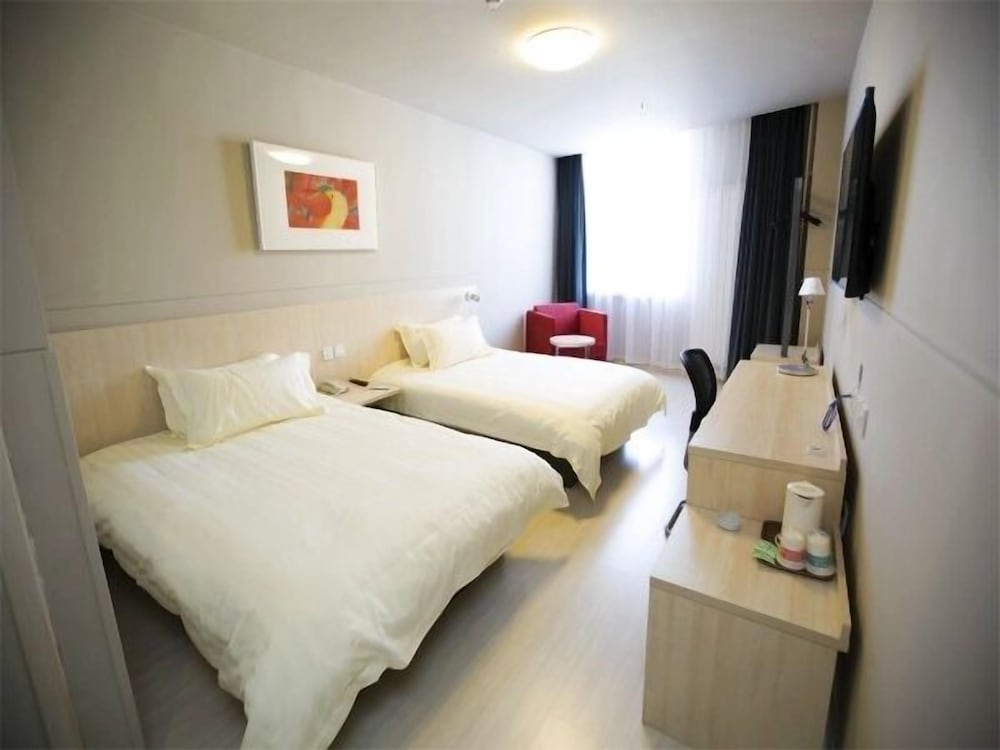 Фото Jinjiang Inn Wuhai Joy City