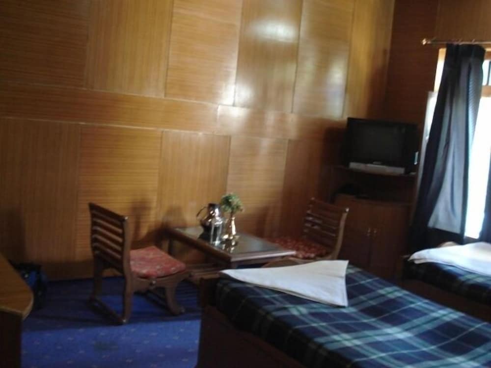 Фото Hotel Rafica