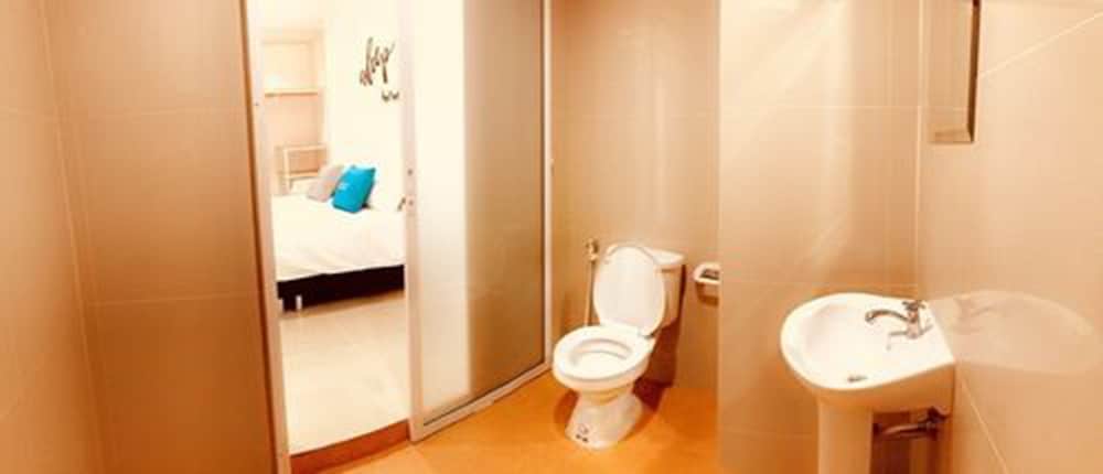 Фото Patch Suvarnabhumi Bangkok - Hostel