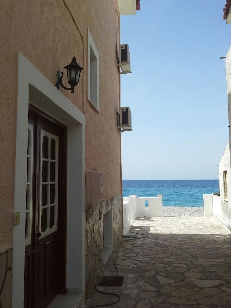 Фото Christina Pansion- Adults Only