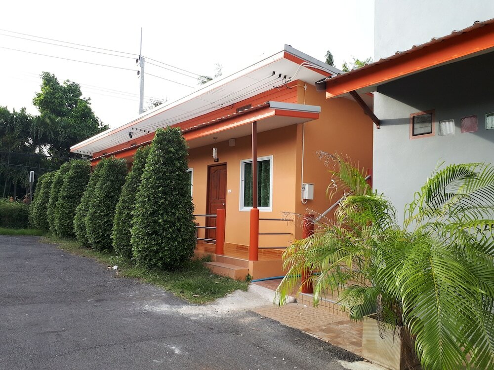 Фото Baan Rimnam Resort