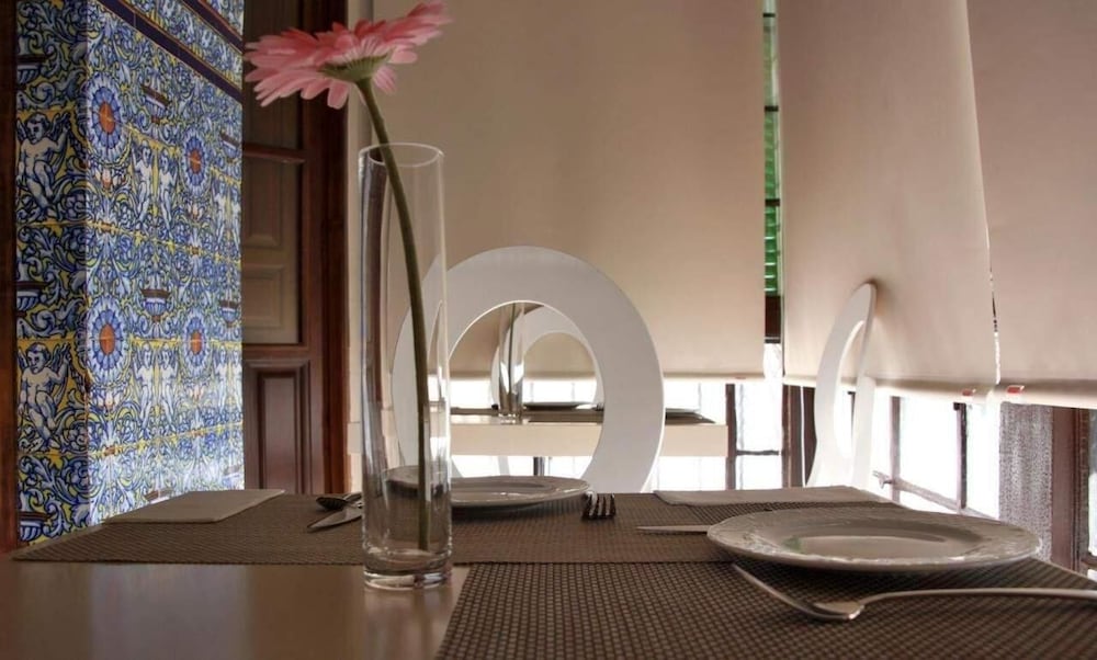 Фото Chezmoihomes Plaza Nueva Premium