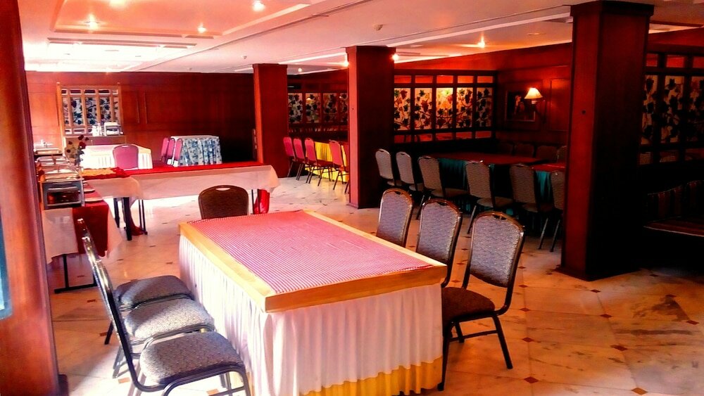 Фото Hotel Sopanam Heritage