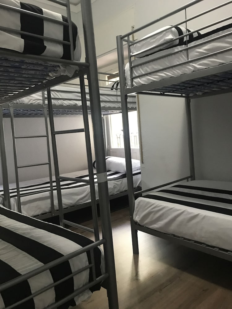 Фото Jmg Hostel Madrid