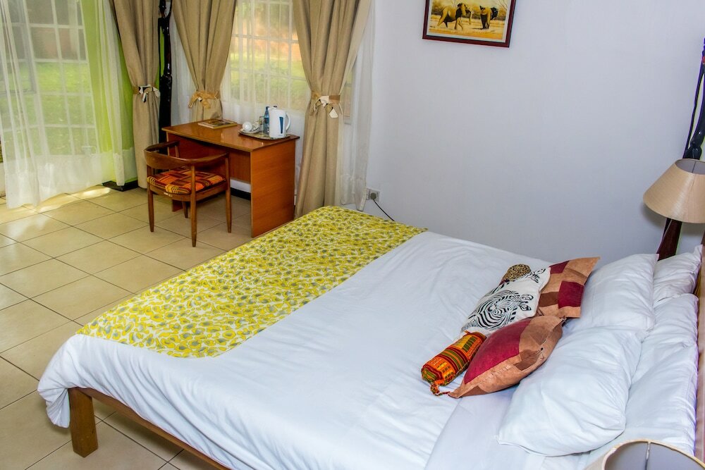 Фото Adlib Executive Lodge