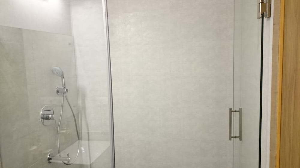 Фото Mango Hotels Naveen