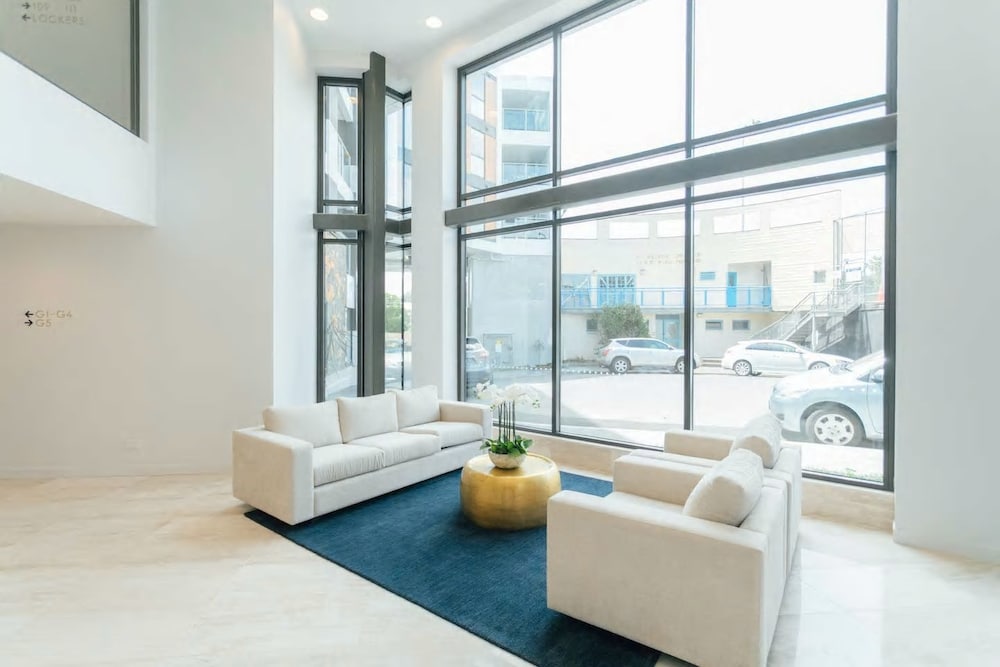 Фото The Ivory at Epsom