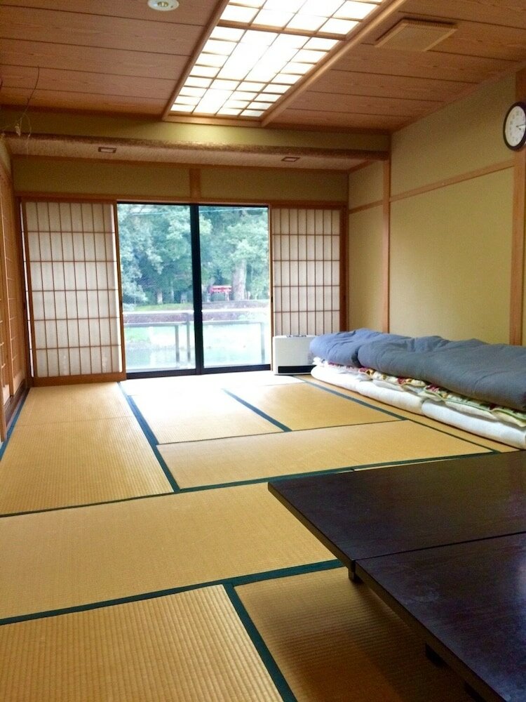 Фото Yasuragi Guest House & Bar