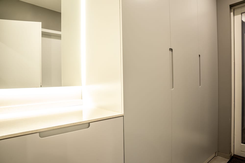 Фото Black Beach Suites