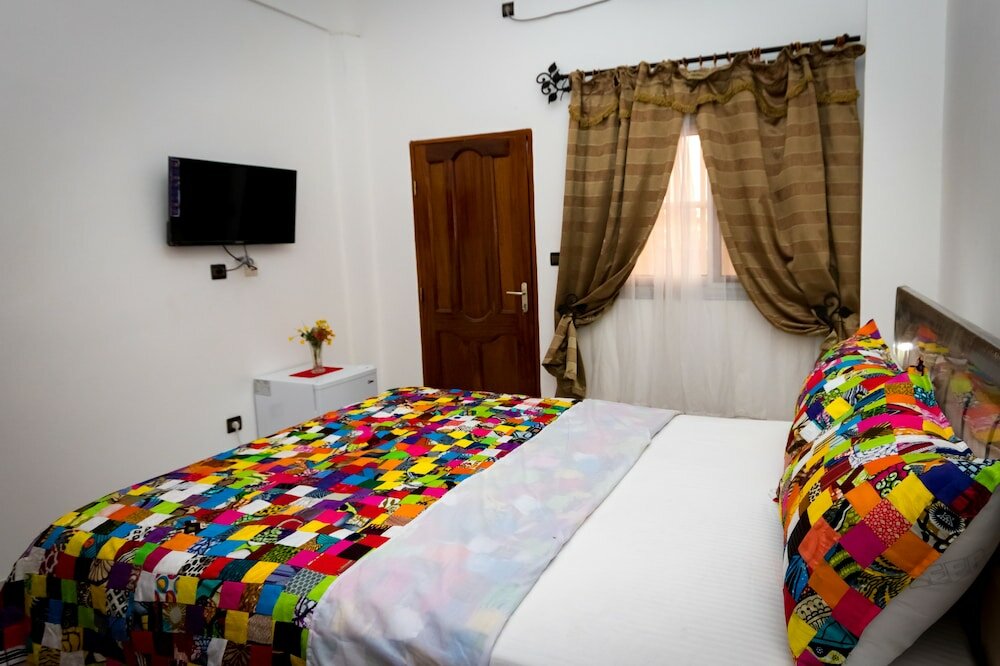 Фото Jeane's Appart Hotel