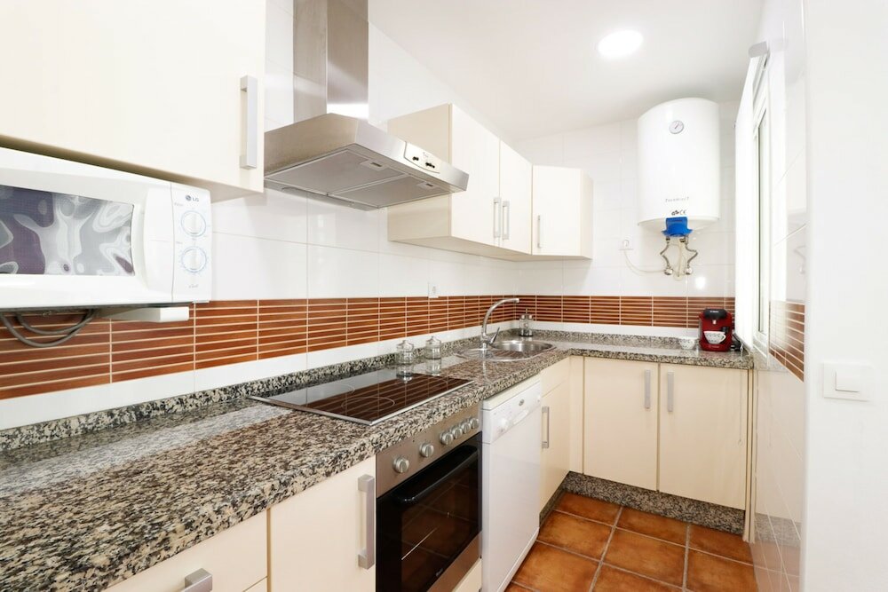 Фото Apartamentos San Francisco by Summerland