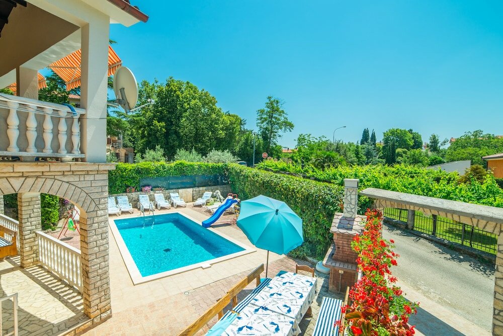 Фото Vacation Pool Apartments