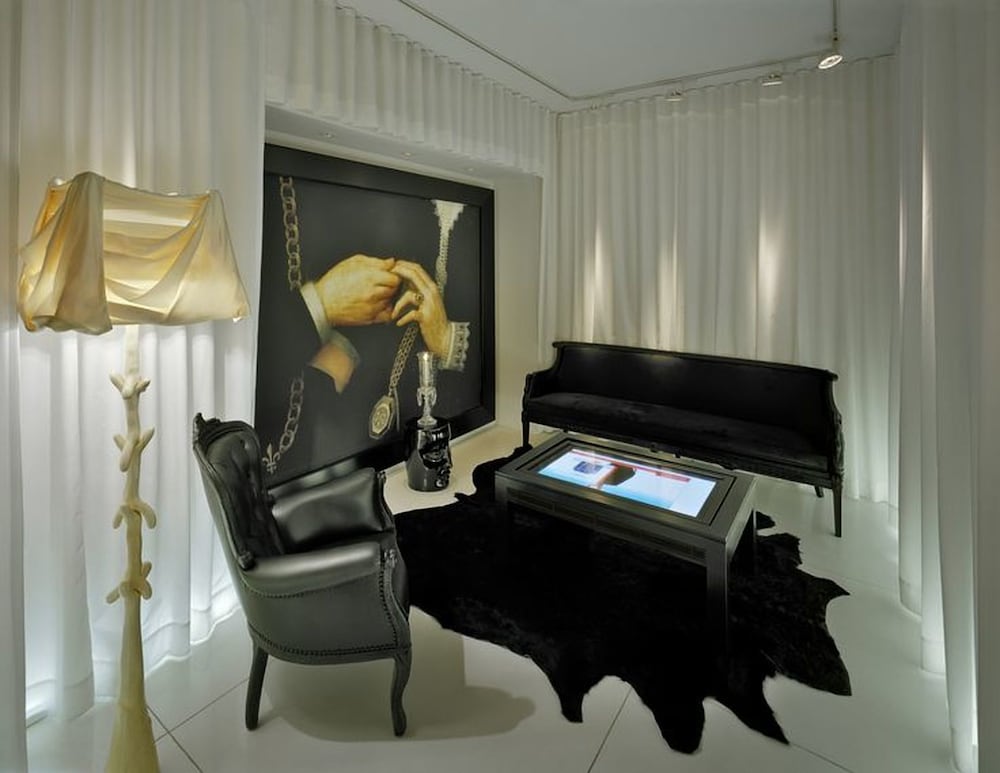 Фото Deluxe Apartments