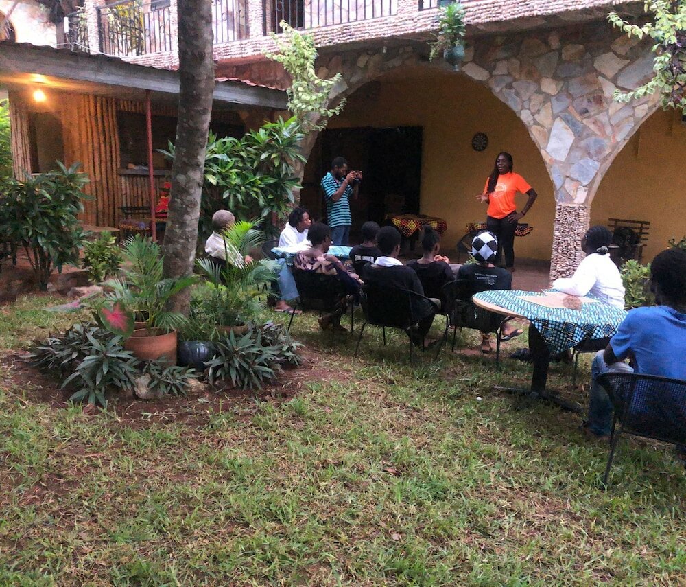 Фото Legassi Gardens Apartments