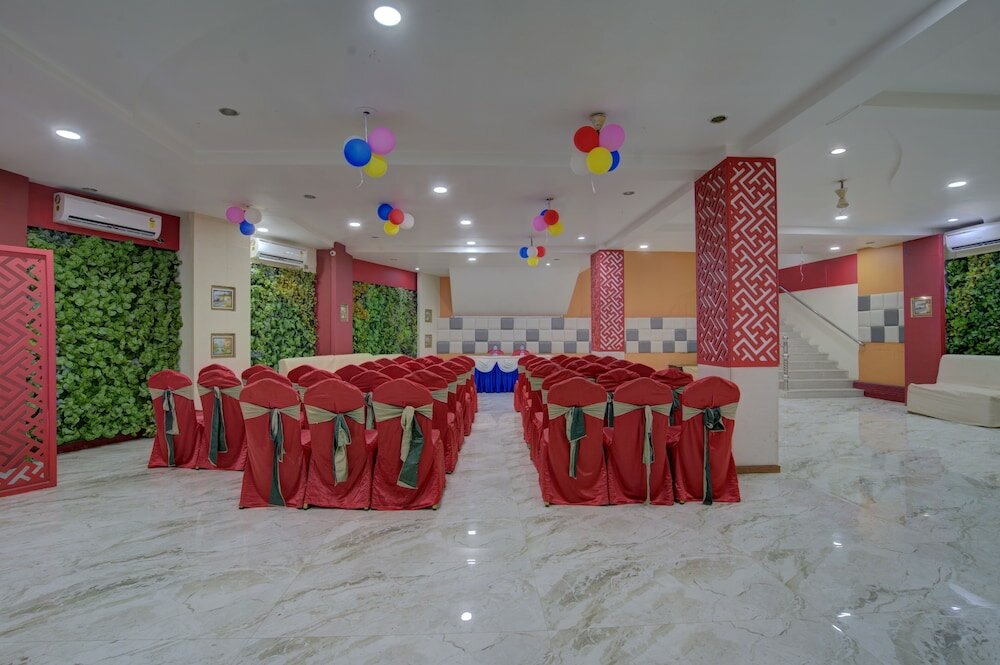 Фото Hotel Mahadev Palace