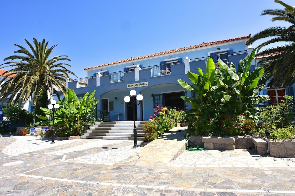 Фото Blue Sky Hotel