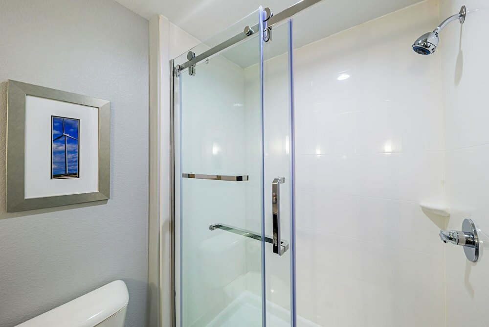 Фото Comfort Inn & Suites Oklahoma City near Bricktown