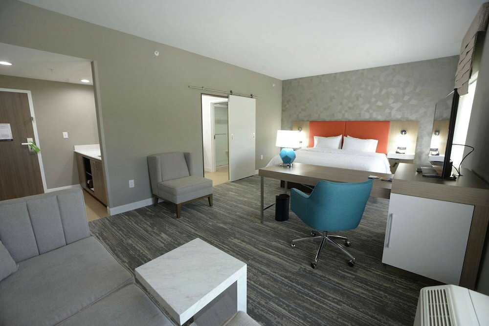 Фото Hampton Inn & Suites Oklahoma City/Quail Springs