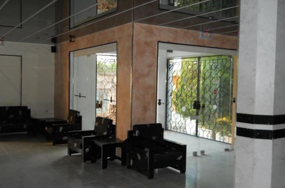 Фото Niriedes Dionyssos Village