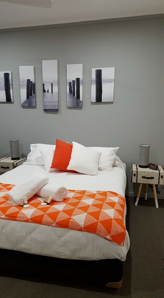 Фото Town House Motor Inn