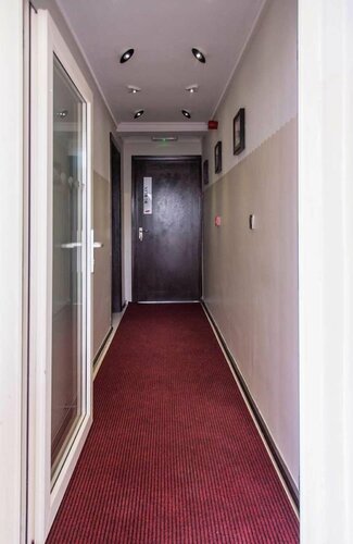 Гостиница Red Mango Apartment Hotel в Такоради