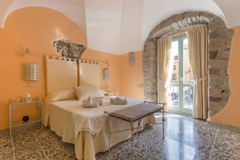 Фото Madalen Guest House