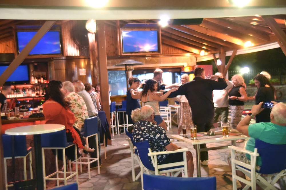 Фото Blue Sky Hotel