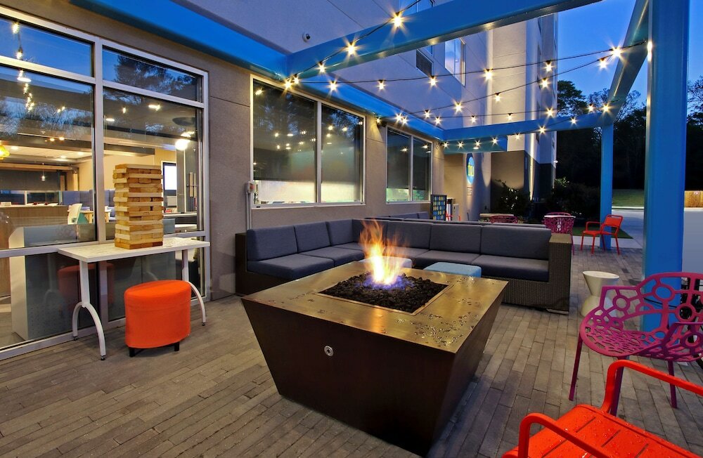 Фото Tru by Hilton Meridian