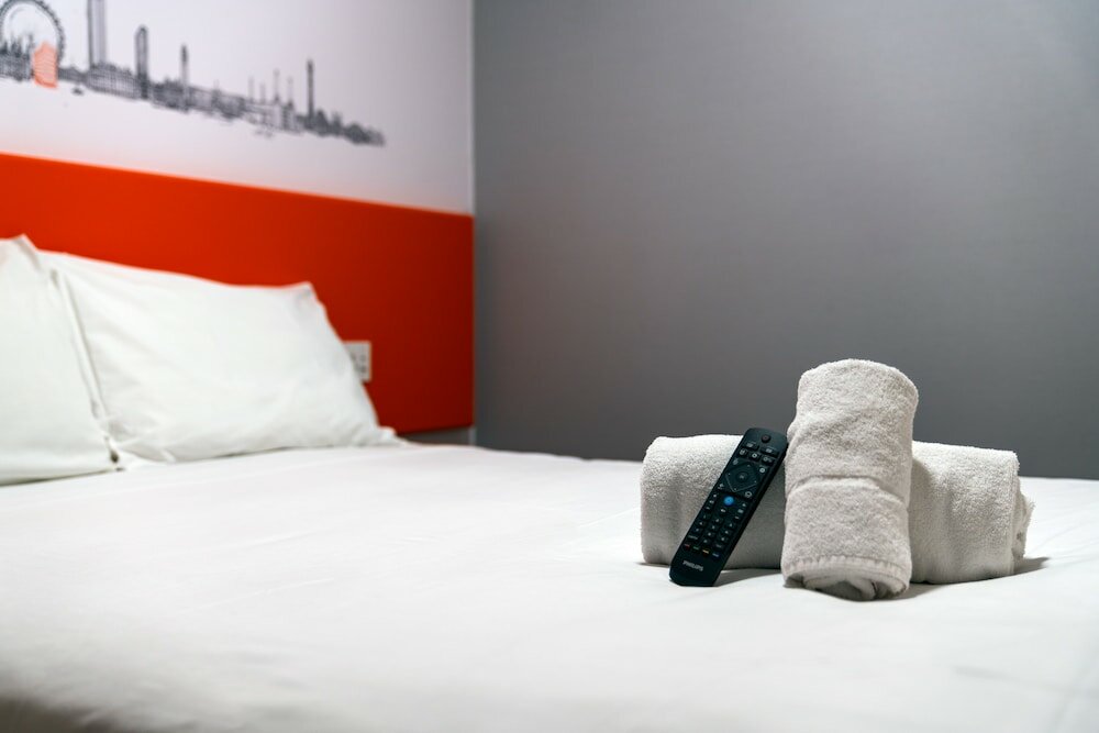 Фото EasyHotel London Croydon