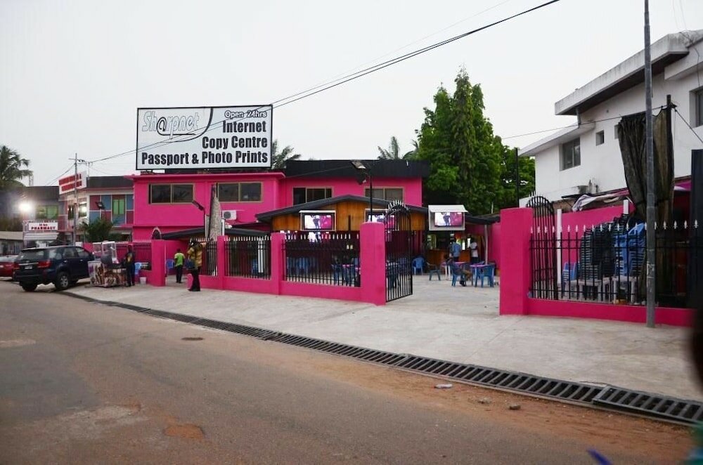 Фото отеля 1