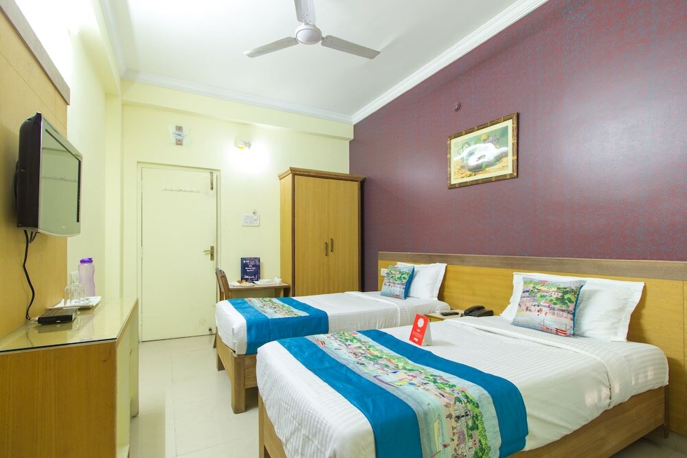 Фото Oyo 8932 Delight Inn Gachibowli