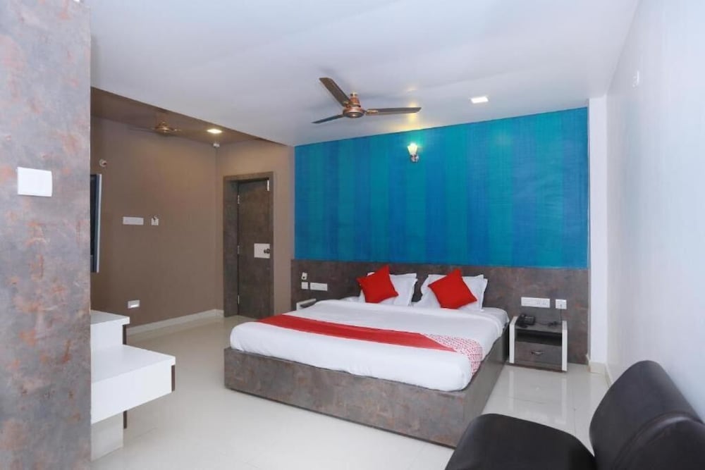 Фото Kalaimagal Residency