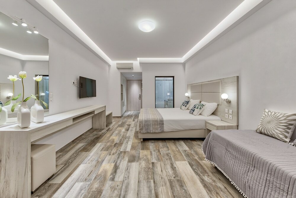 Фото Mandala Seafront Suites