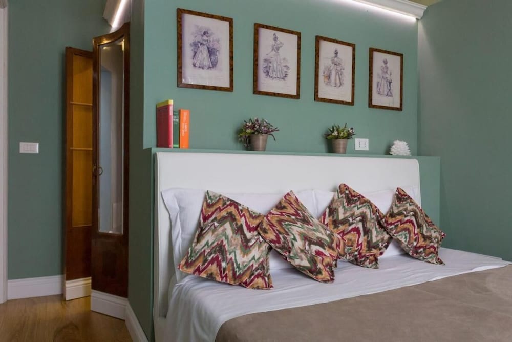 Фото Palazzo Arone dei Baroni di Valentino