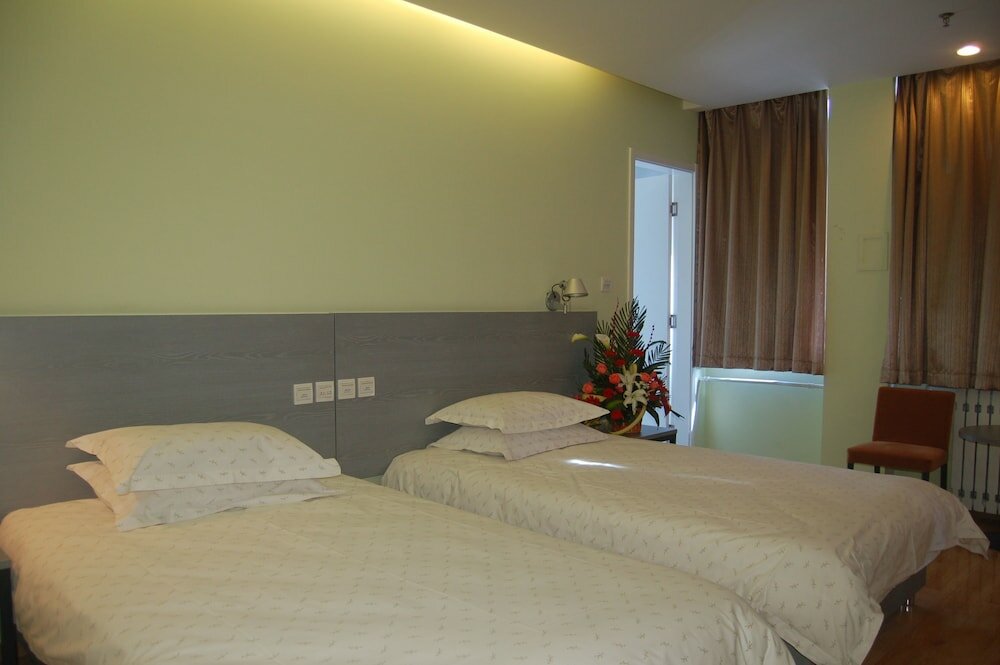 Фото Luoyang Aviation E-Home Inn