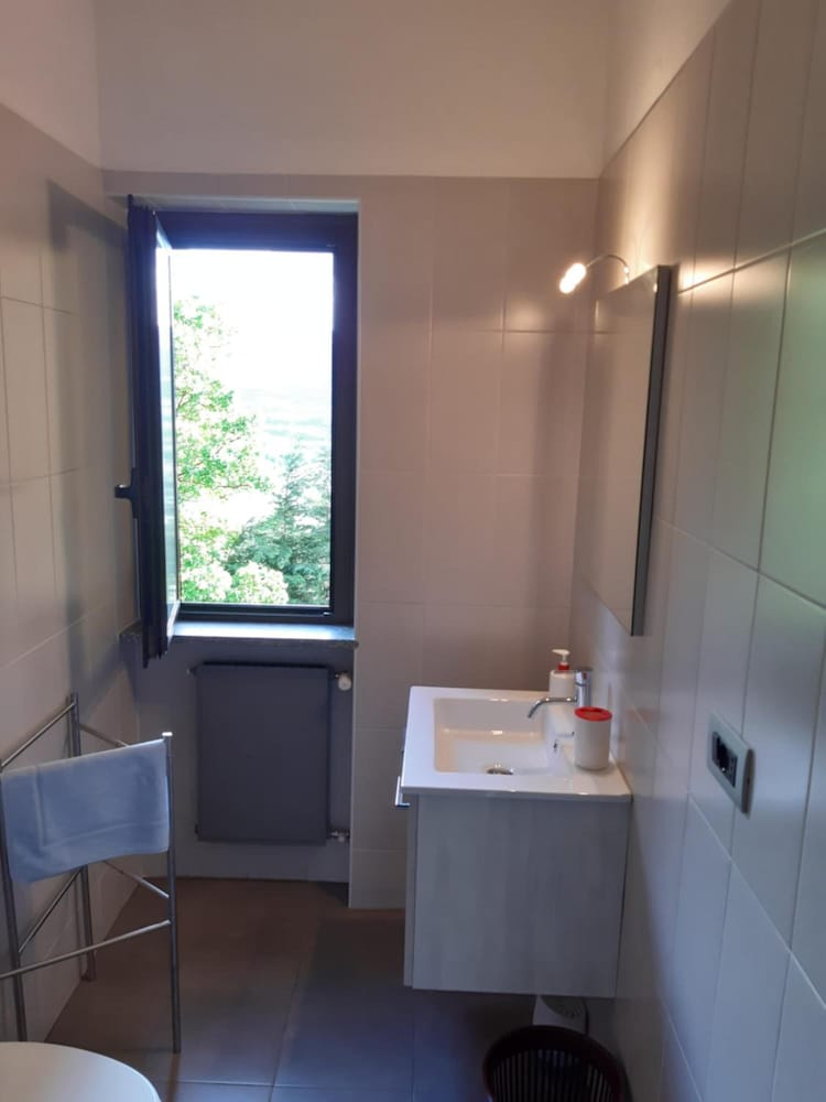 Фото Battle of Britain Hotel