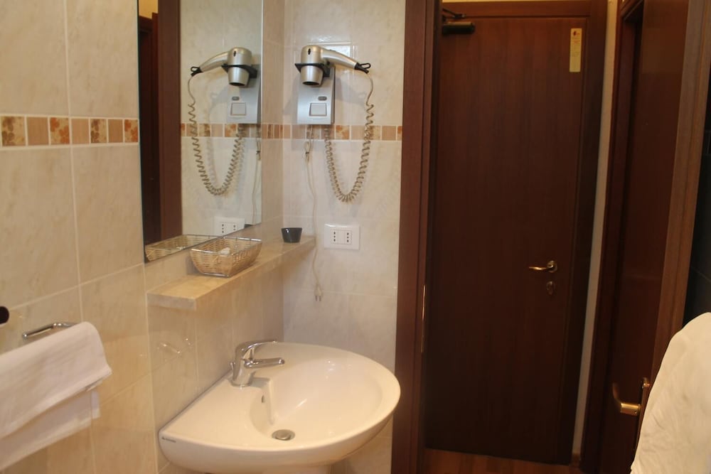 Фото Albergo Vittoria