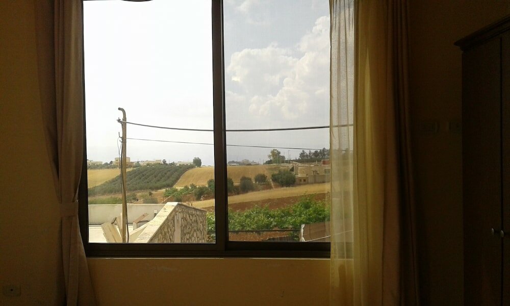 Фото Town of Nebo Hotel