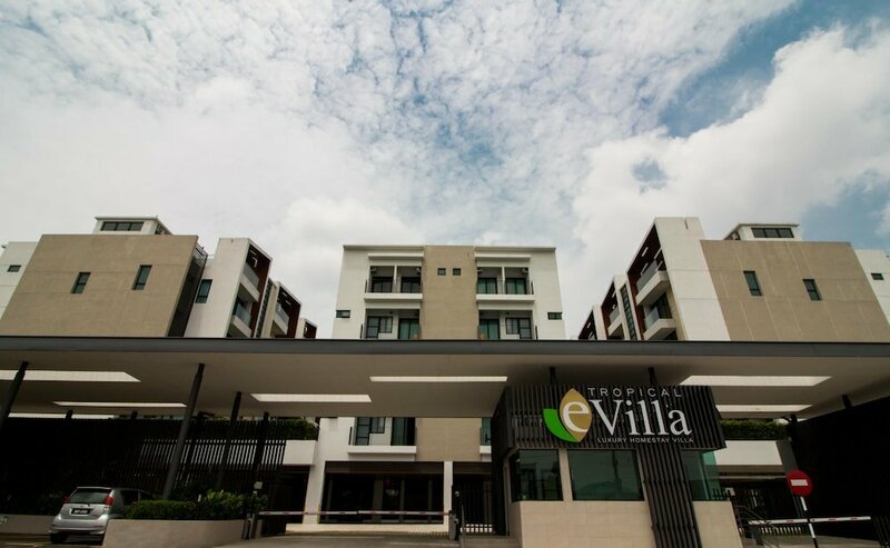 Гостиница Tropical Villa Service Suite