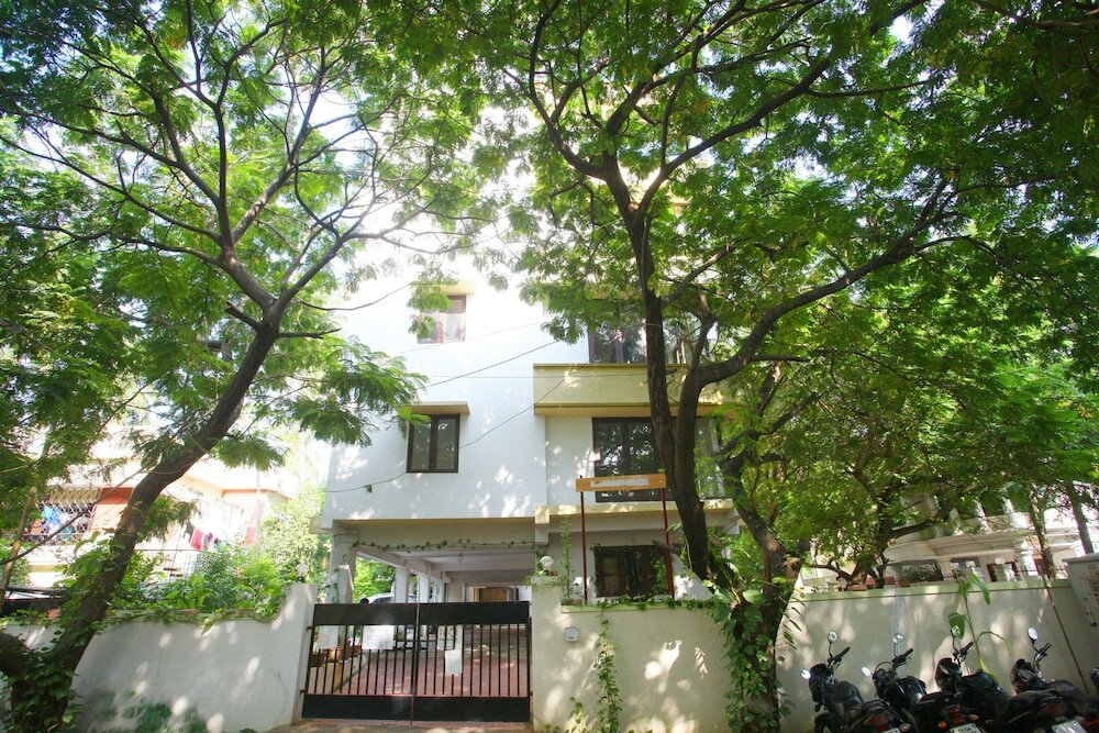 Фото Oyo 10130 Felicity Inn Nungambakkam