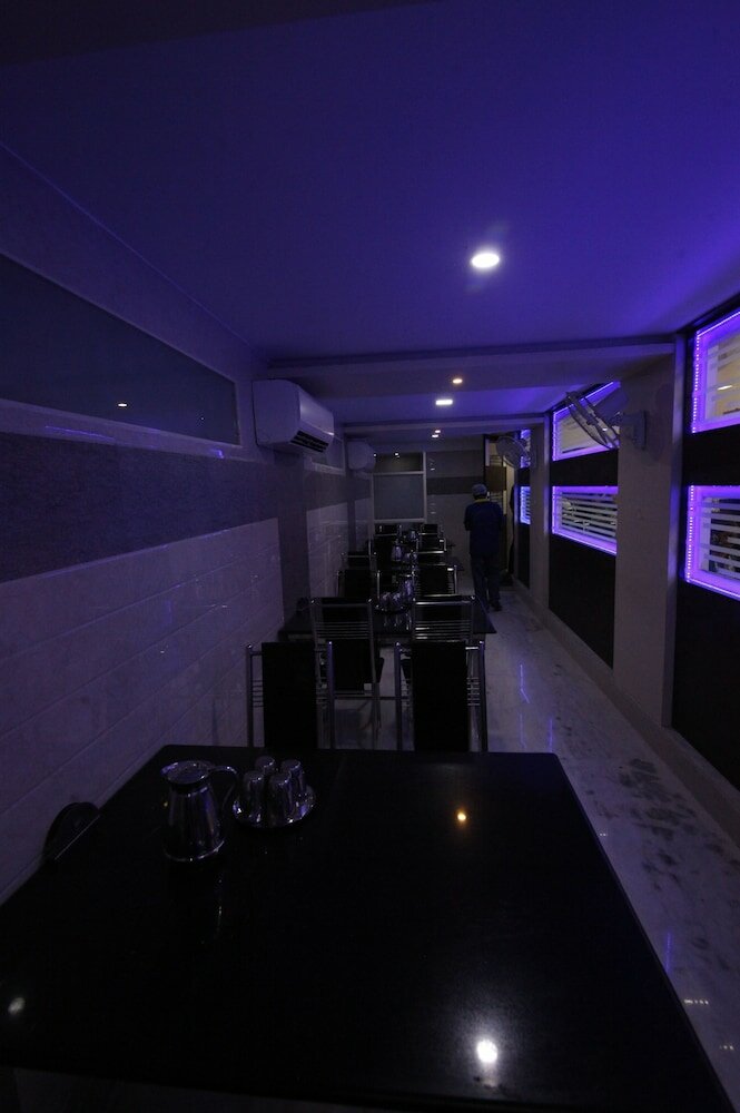 Фото Hotel Kasi Inn