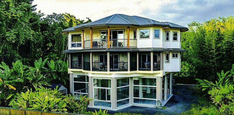 Гостиница Hilo Beach House Inn в Хило