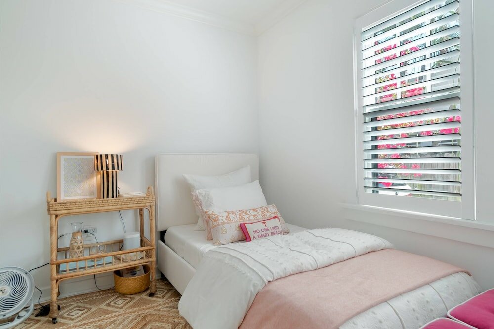 Фото The Palms Cottage Private Pool, Downtown, Beach, The Square