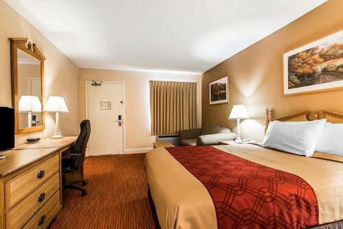 Гостиница Econo Lodge Inn & Suites