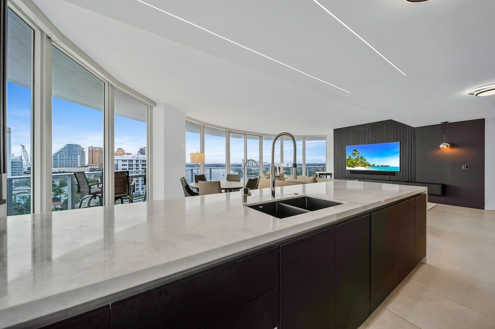 Фото Ocean view Amazing 3br at Tiffany House