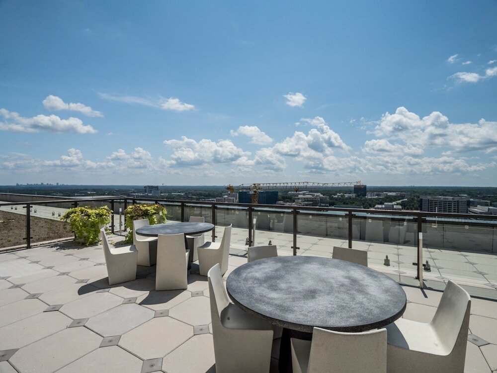 Фото Global Luxury Suites at Reston Town Center