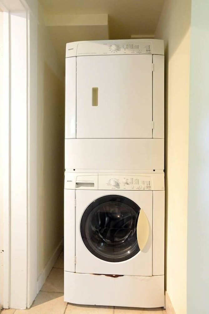 Фото Lux Suites in the Heart of Santa Monica