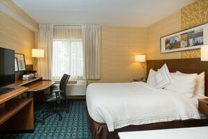 Гостиница Fairfield Inn by Marriot Manchester-Boston Regional Airport