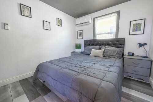 Гостиница The Nest Apt A в Вест Сакраменто